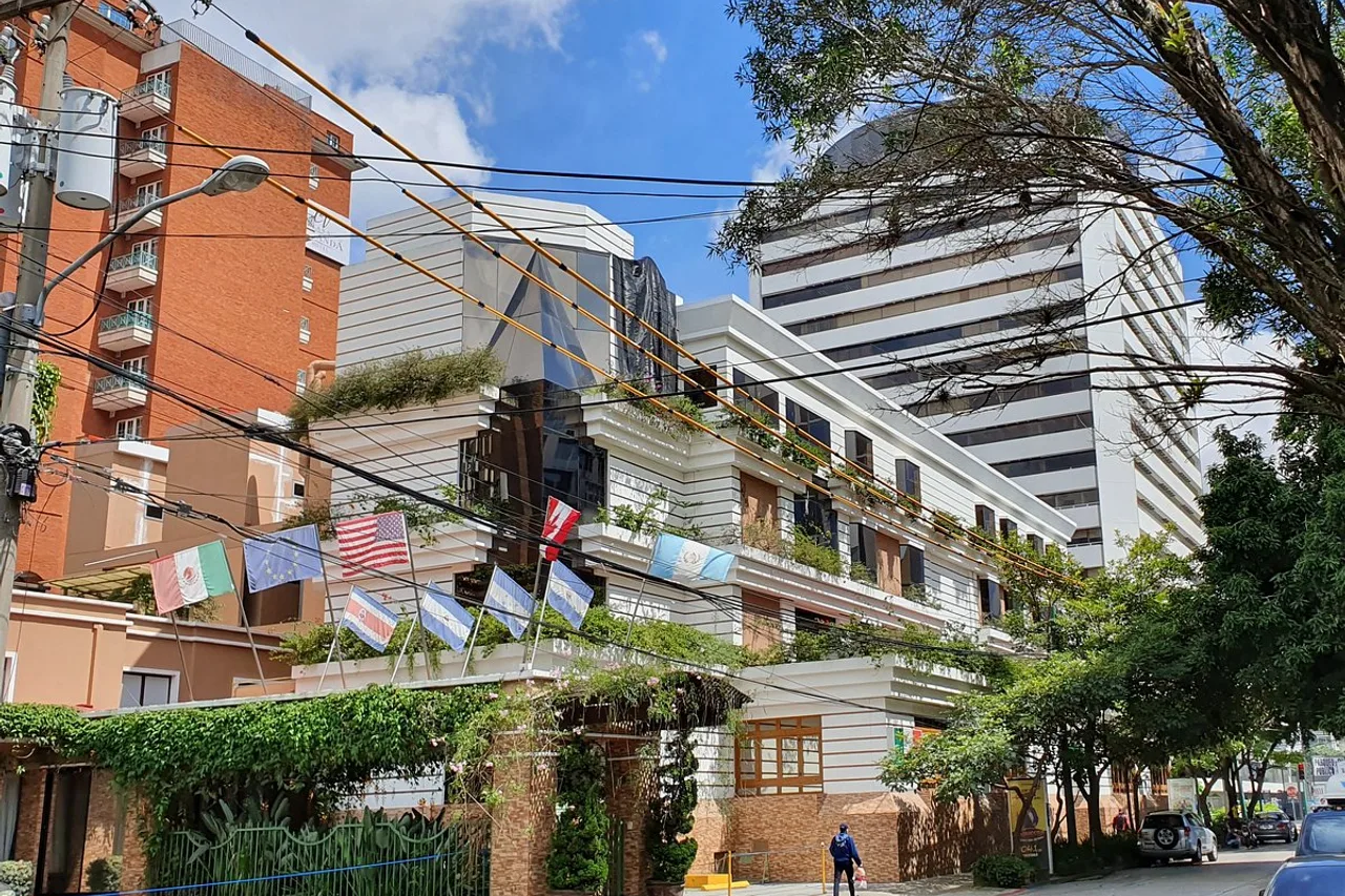 Best Western Plus Hotel Stofella — rooms and atmosphere