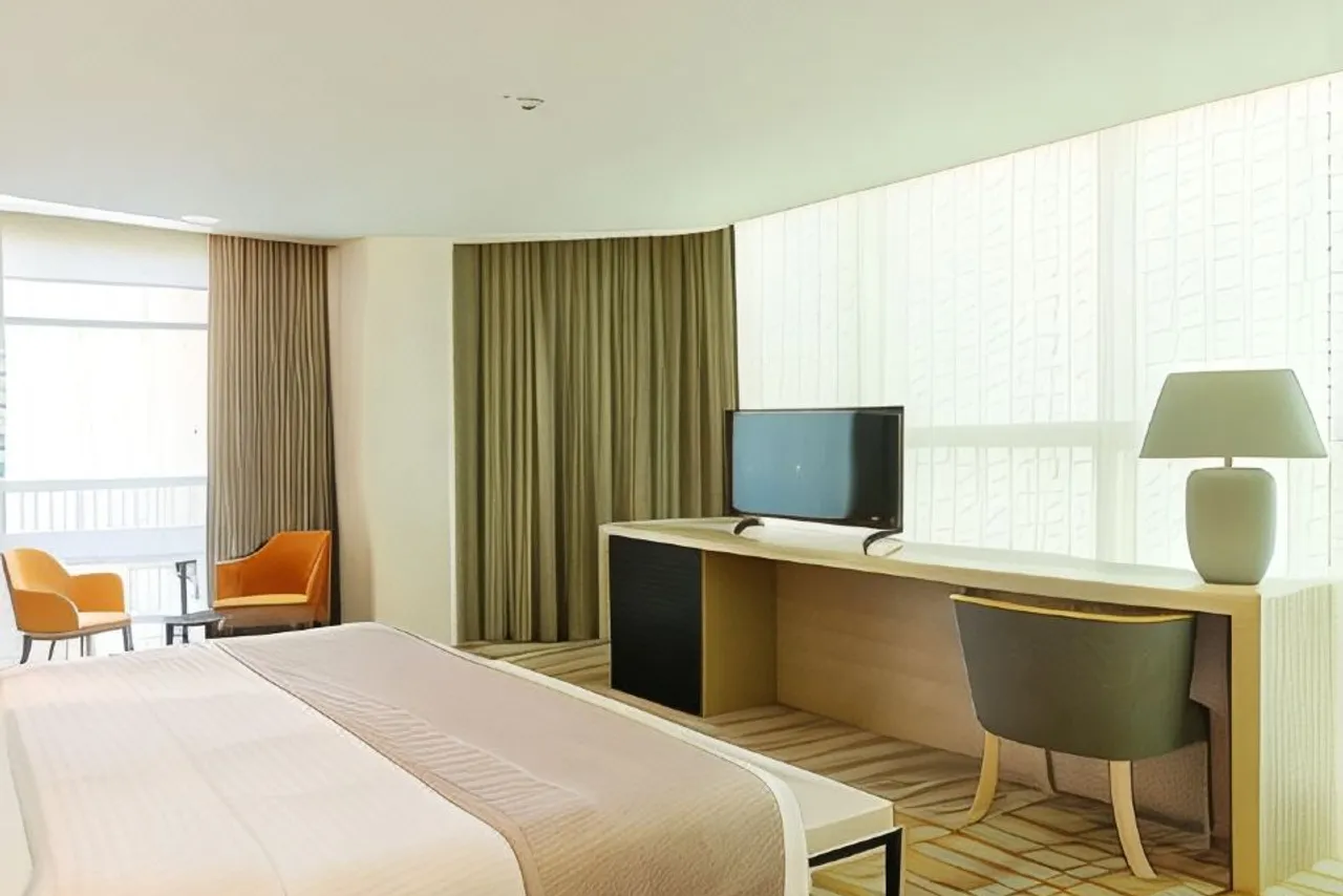 Best Western Premier Batumi — rooms and atmosphere