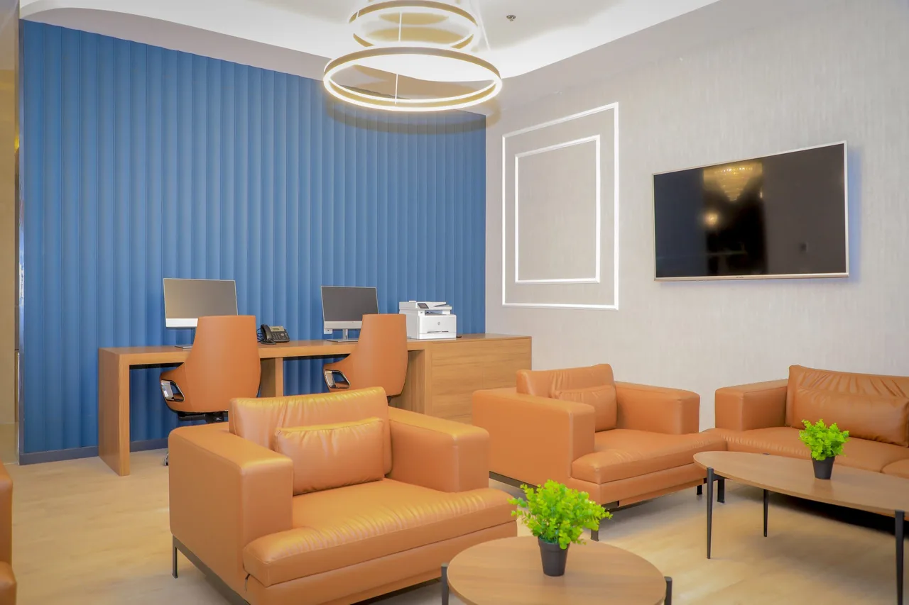 Best Western Premier DJ Hotel — rooms and atmosphere