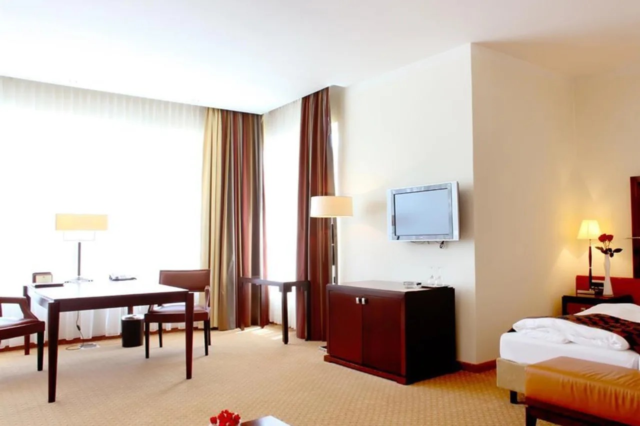 Best Western Premier Montenegro — rooms and atmosphere