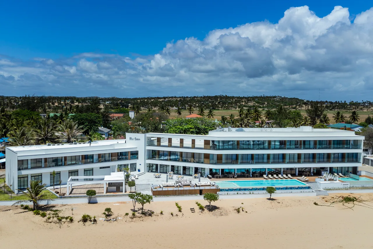 Blue Ocean Tofo Hotel & Resort — ภาพห้องพักและบรรยากาศ