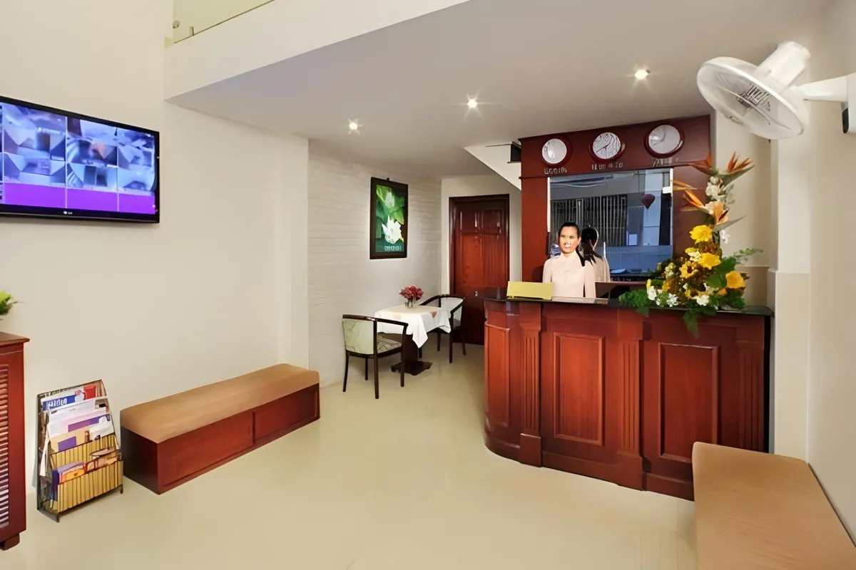 Blue River Hotel Saigon — rooms and atmosphere