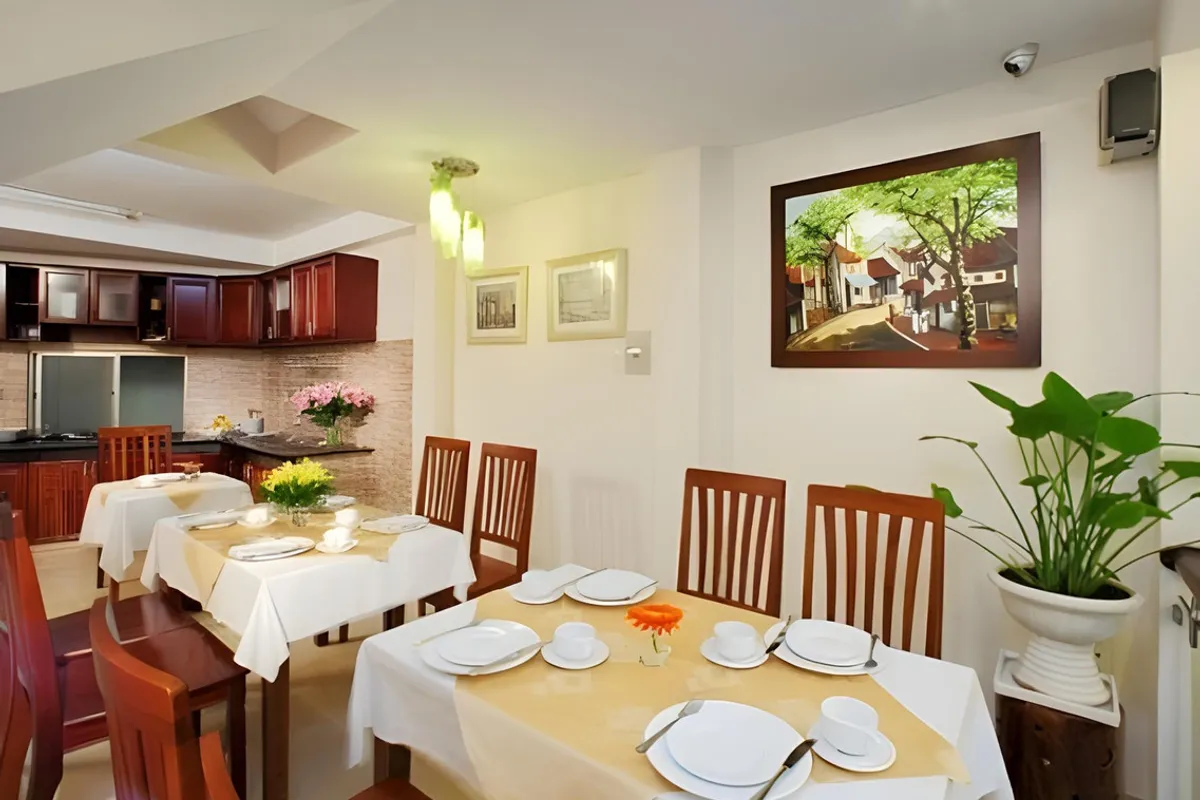 Blue River Hotel Saigon — rooms and atmosphere