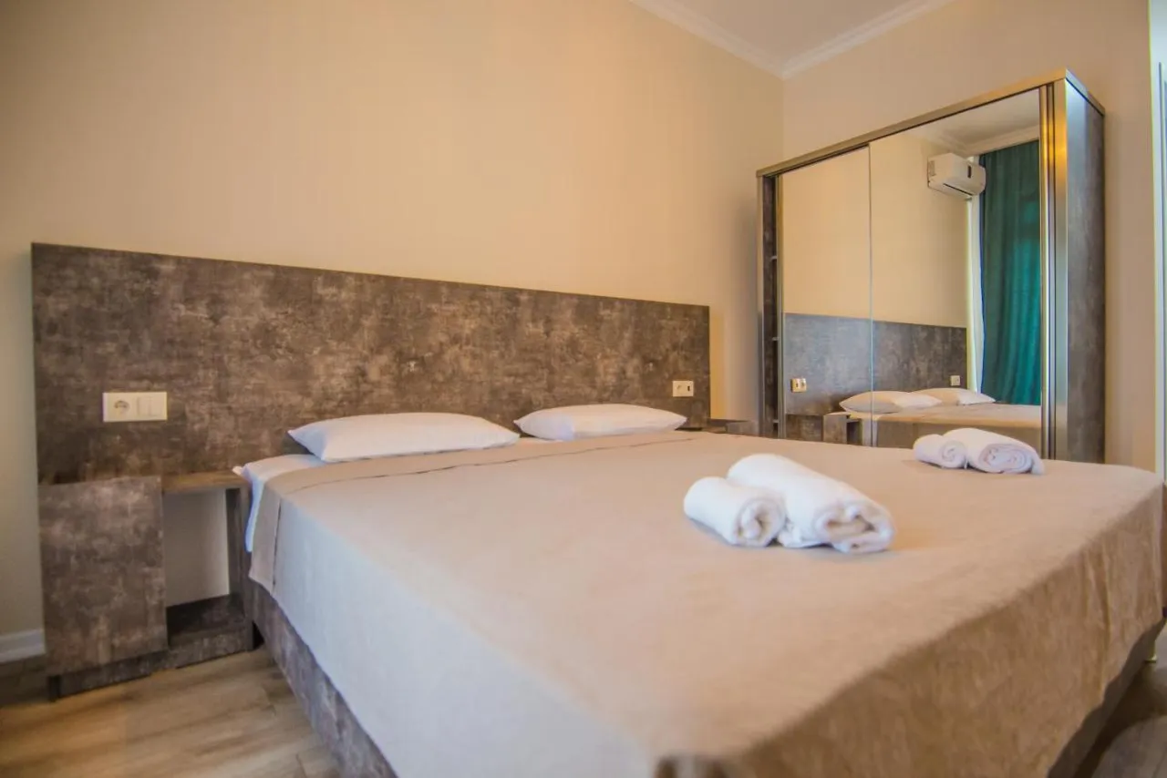 Boutique Hotel BelleVue — rooms and atmosphere