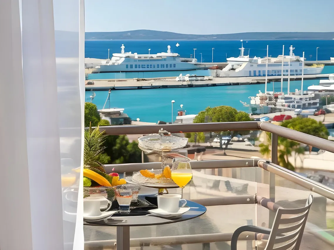 Boutique Hotel Luxe — rooms and atmosphere