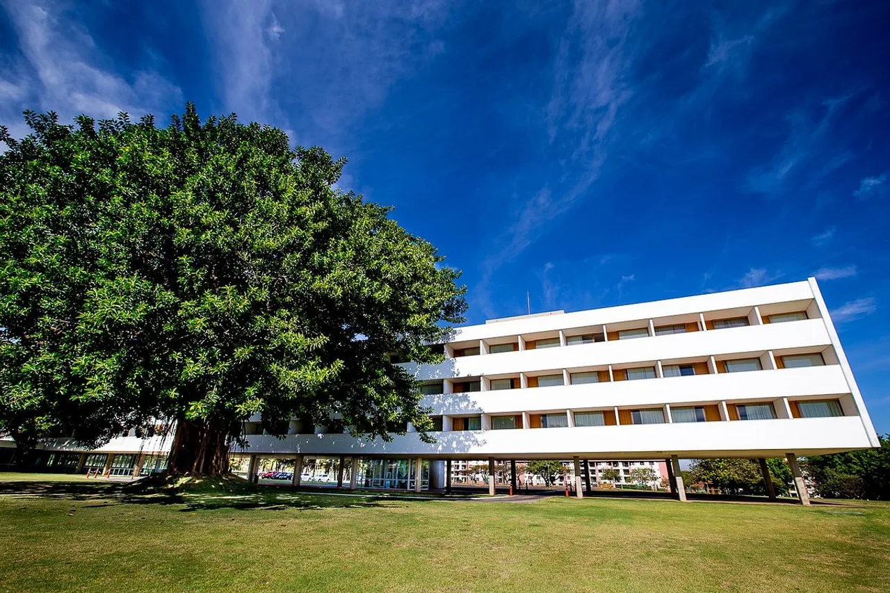 Brasília Palace Hotel — rooms and atmosphere