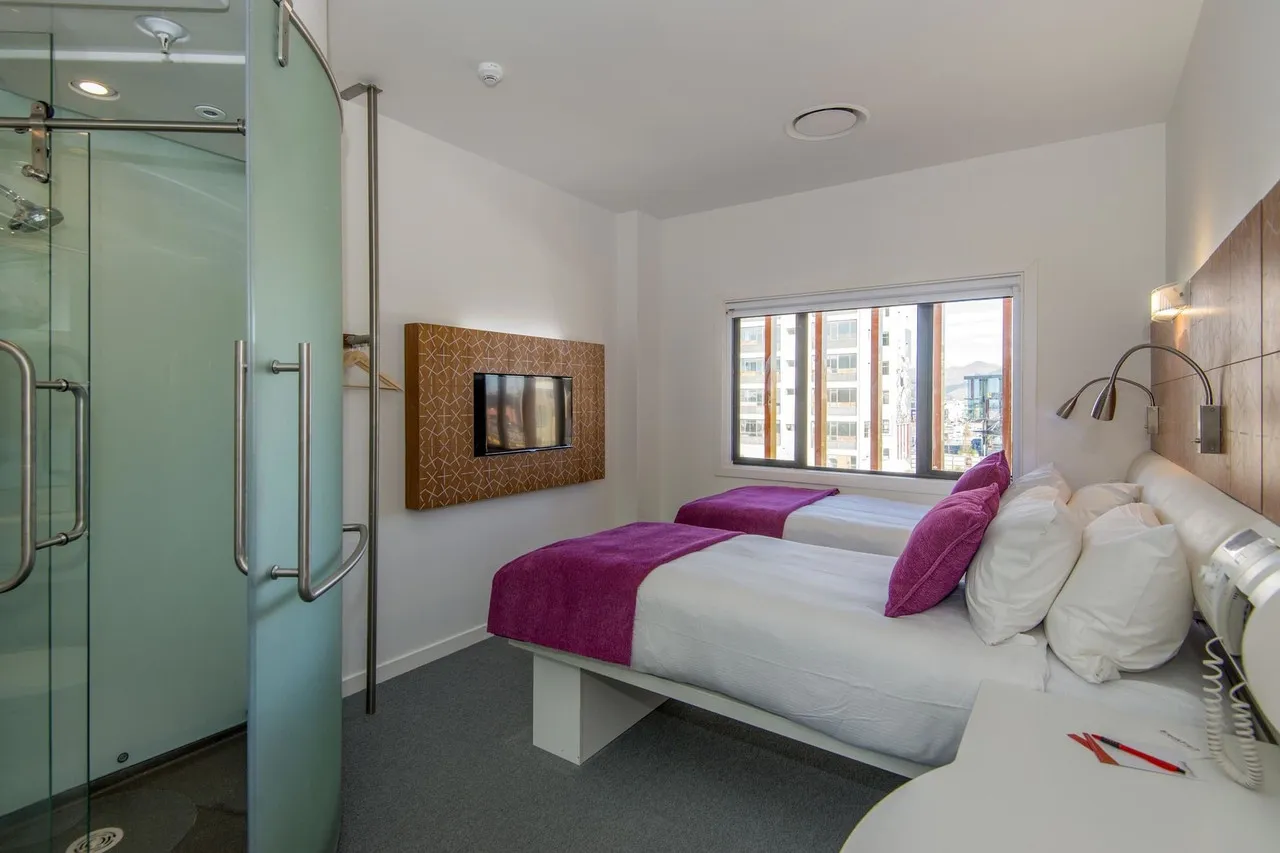 BreakFree on Cashel Christchurch — rooms and atmosphere