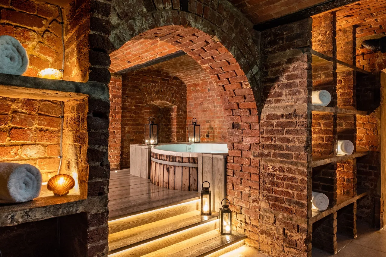 Brighton Harbour Hotel & Spa — rooms and atmosphere