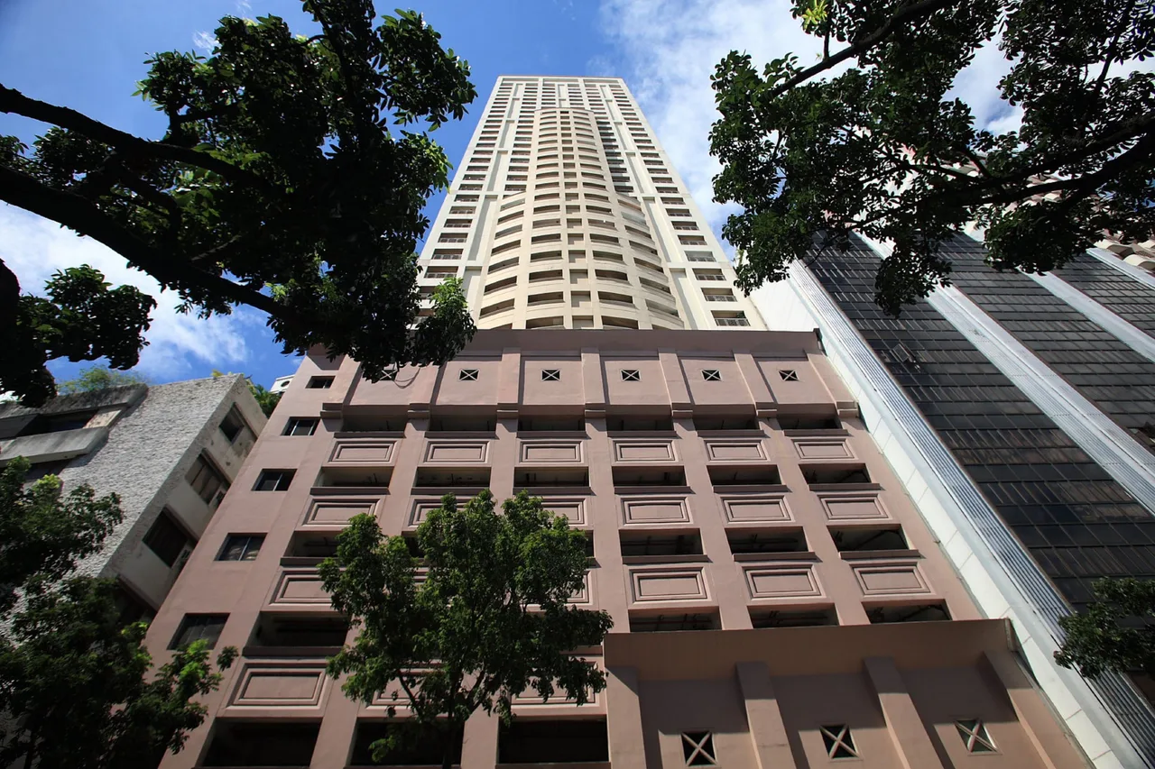 BSA Tower Serviced Residences — rooms and atmosphere