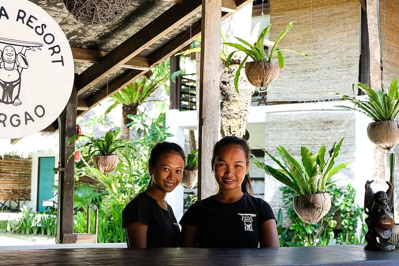 Buddha Resort (Buddha's Surf Resort) — rooms and atmosphere