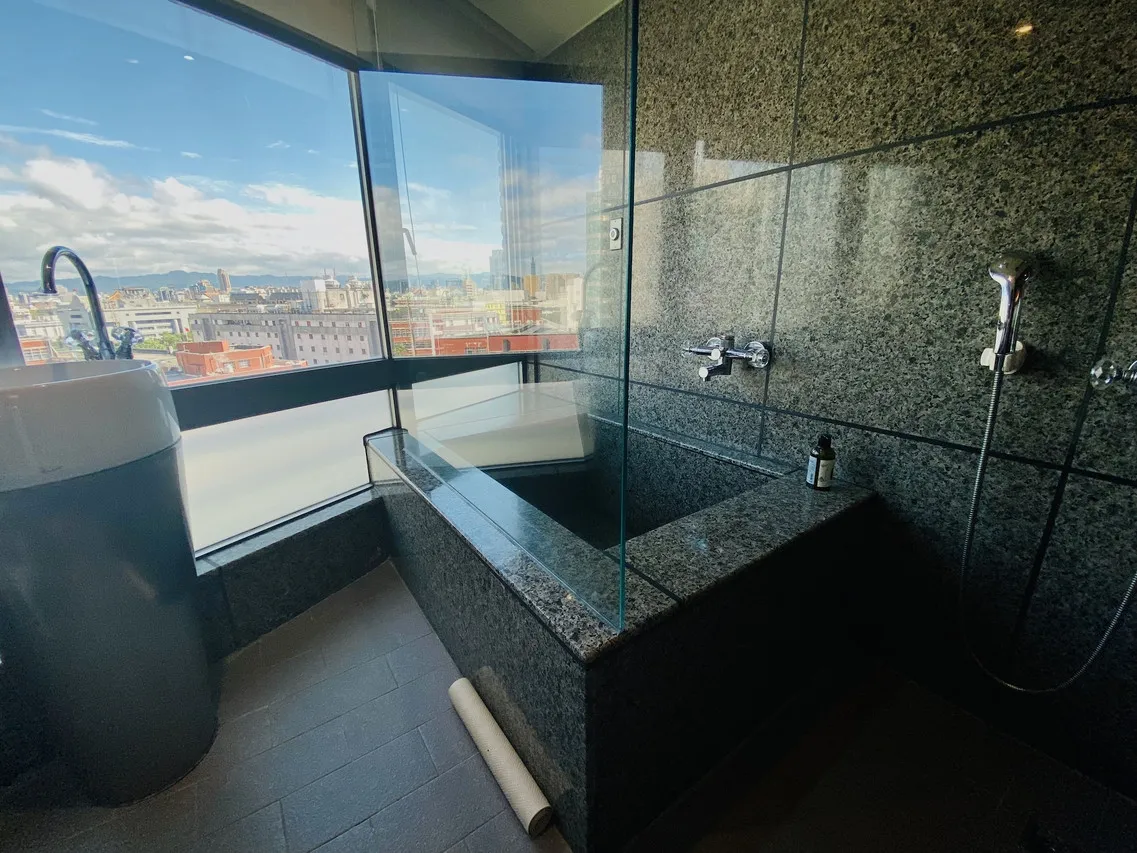 Burgary Hotel — rooms and atmosphere
