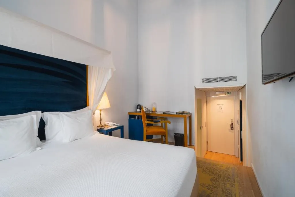Burgus Tribute & Design Hotel — ภาพห้องพักและบรรยากาศ