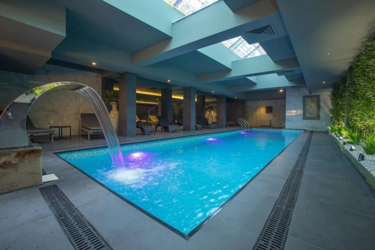Bushi Resort & Spa — rooms and atmosphere
