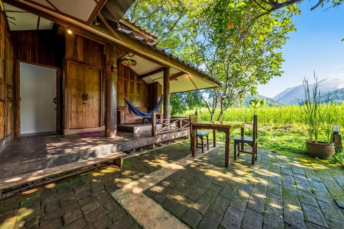 Buzzas @ Pai Chan — ภาพห้องพักและบรรยากาศ