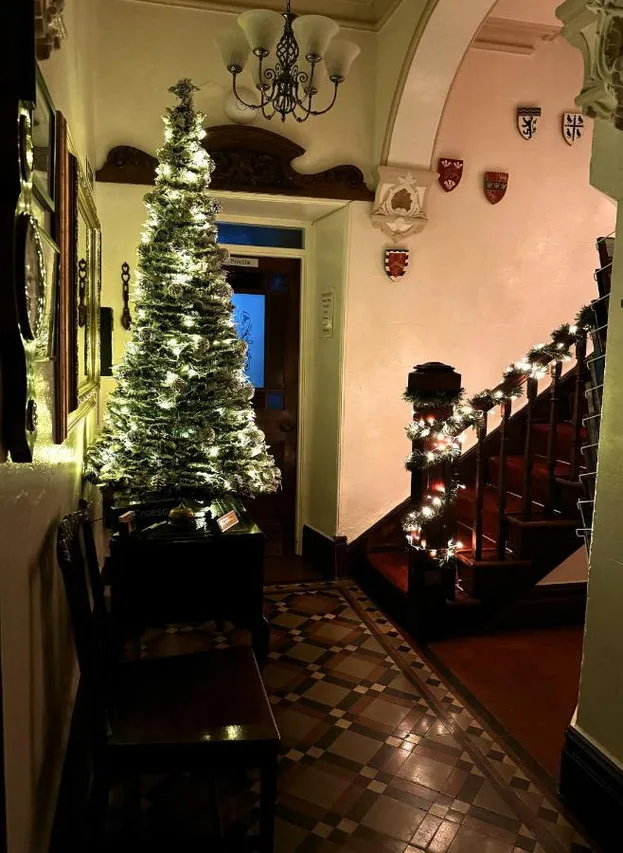 Caer Menai Guesthouse — rooms and atmosphere