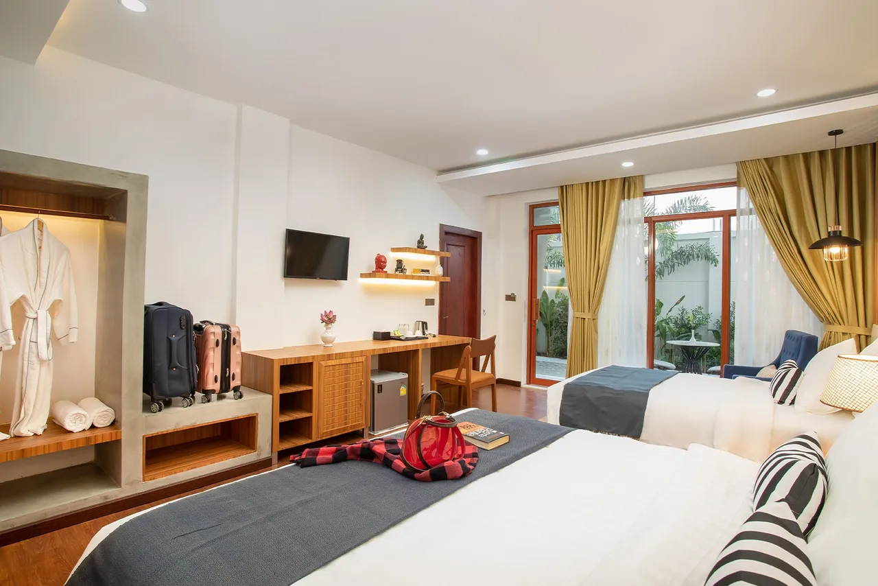Cambana La Riviere Boutique — rooms and atmosphere
