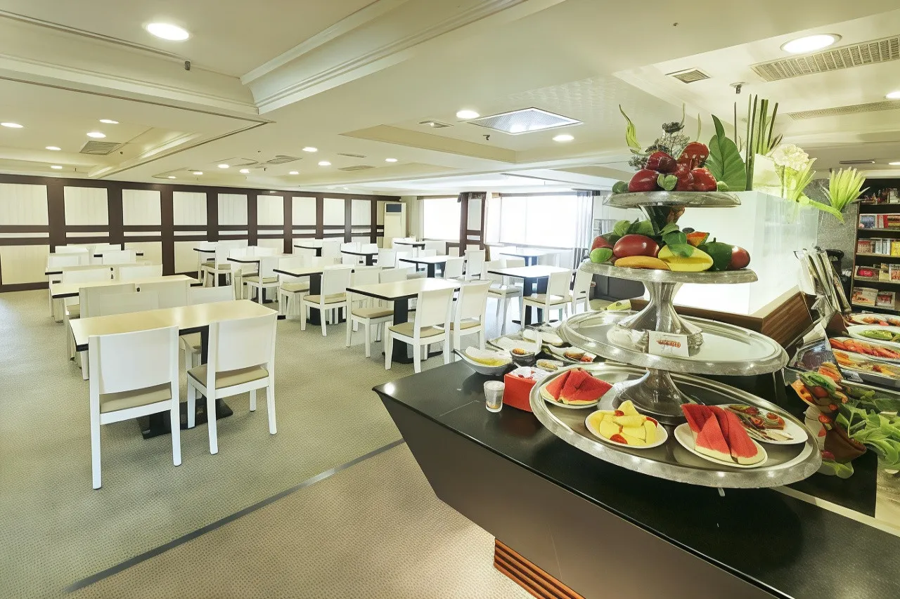 Cambridge Tainan Hotel — rooms and atmosphere