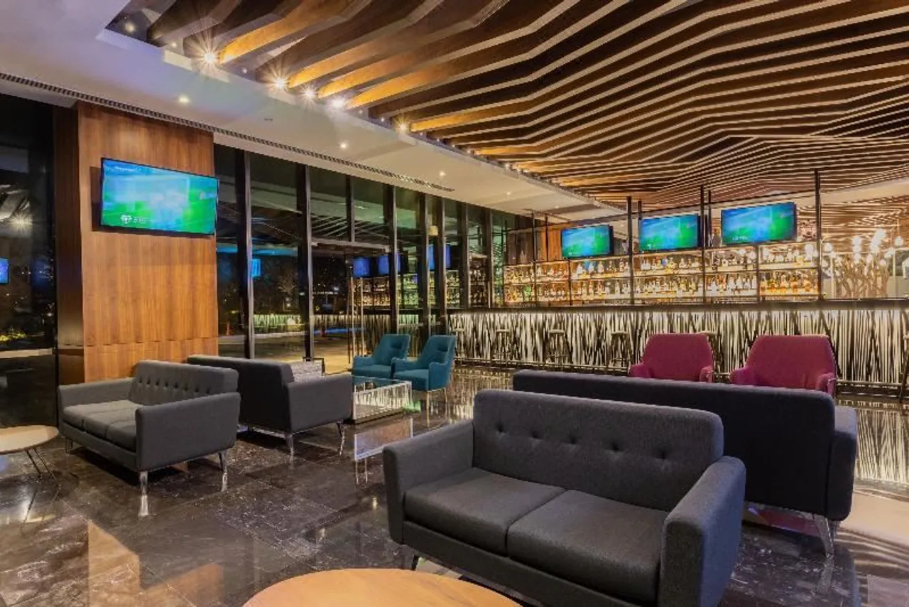 Camino Real Fashion Drive Monterrey — rooms and atmosphere
