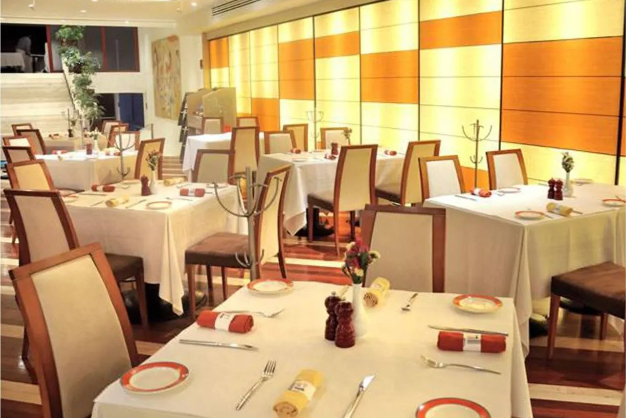 Camino Real Polanco Mexico — rooms and atmosphere