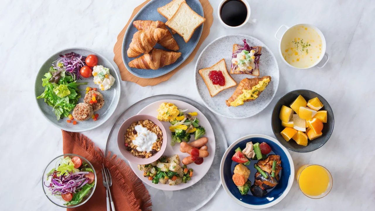 Candeo Hotels Fukuoka Tenjin — rooms and atmosphere