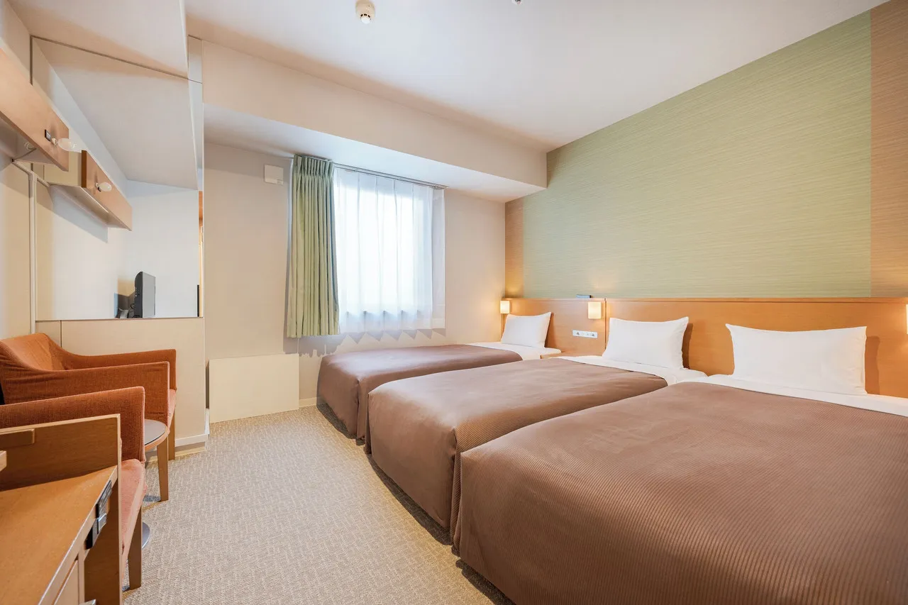 Candeo Hotels Ueno Park — rooms and atmosphere