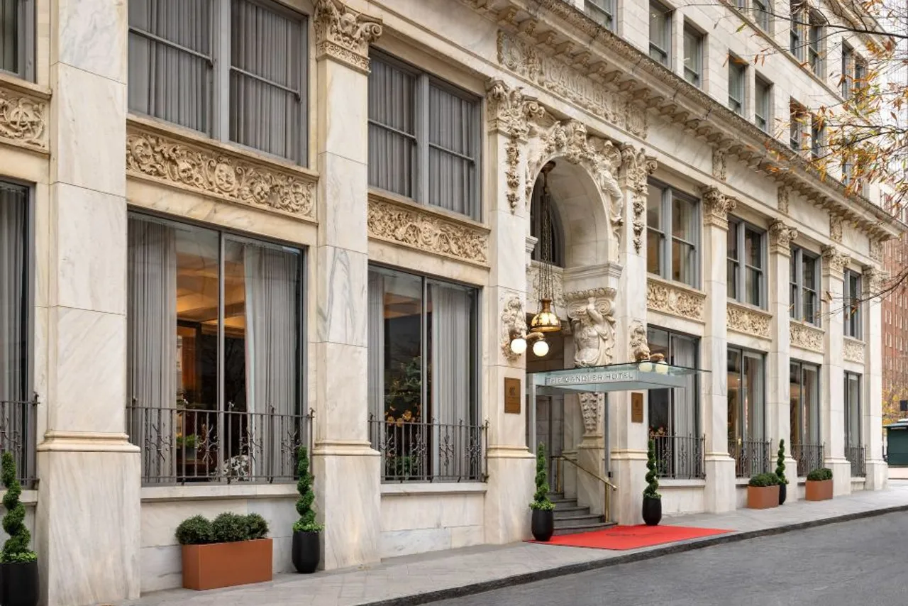 The Candler Hotel Atlanta, Curio Collection by Hilton — rooms and atmosphere