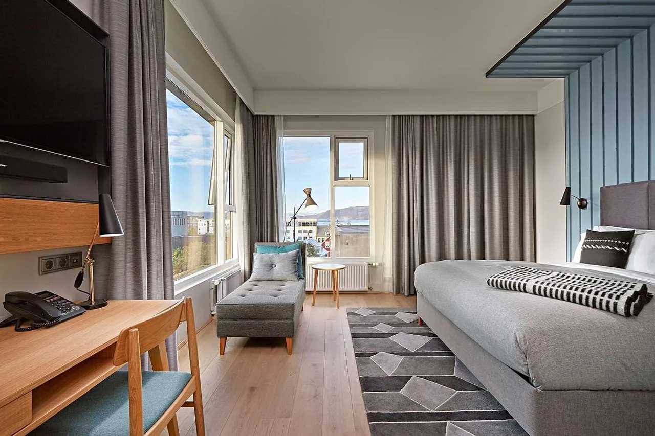 Canopy by Hilton Reykjavik City Centre — rooms and atmosphere