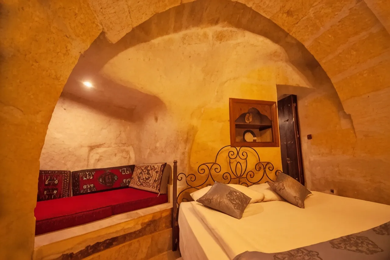 Cappadocia Cave Rooms — rooms and atmosphere
