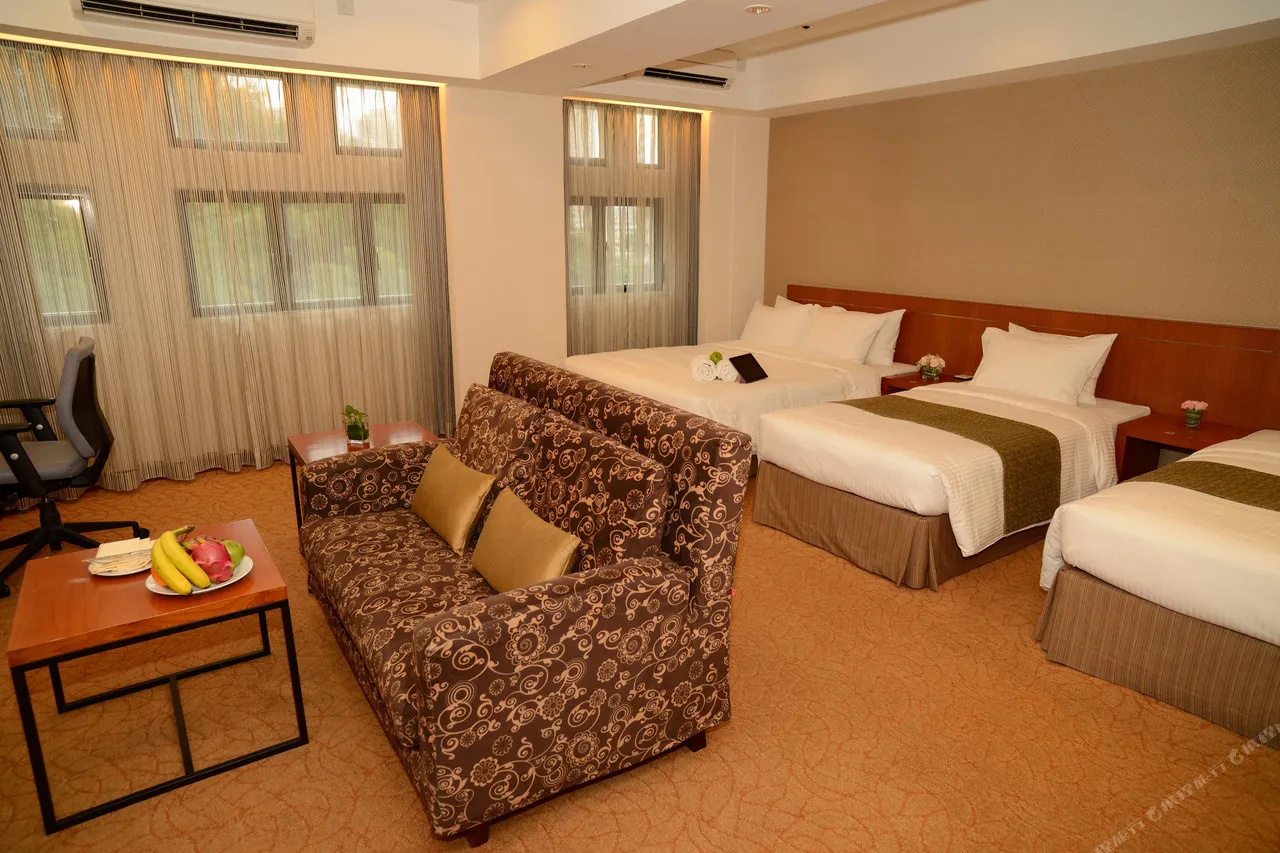 Caritas Bianchi Lodge — rooms and atmosphere