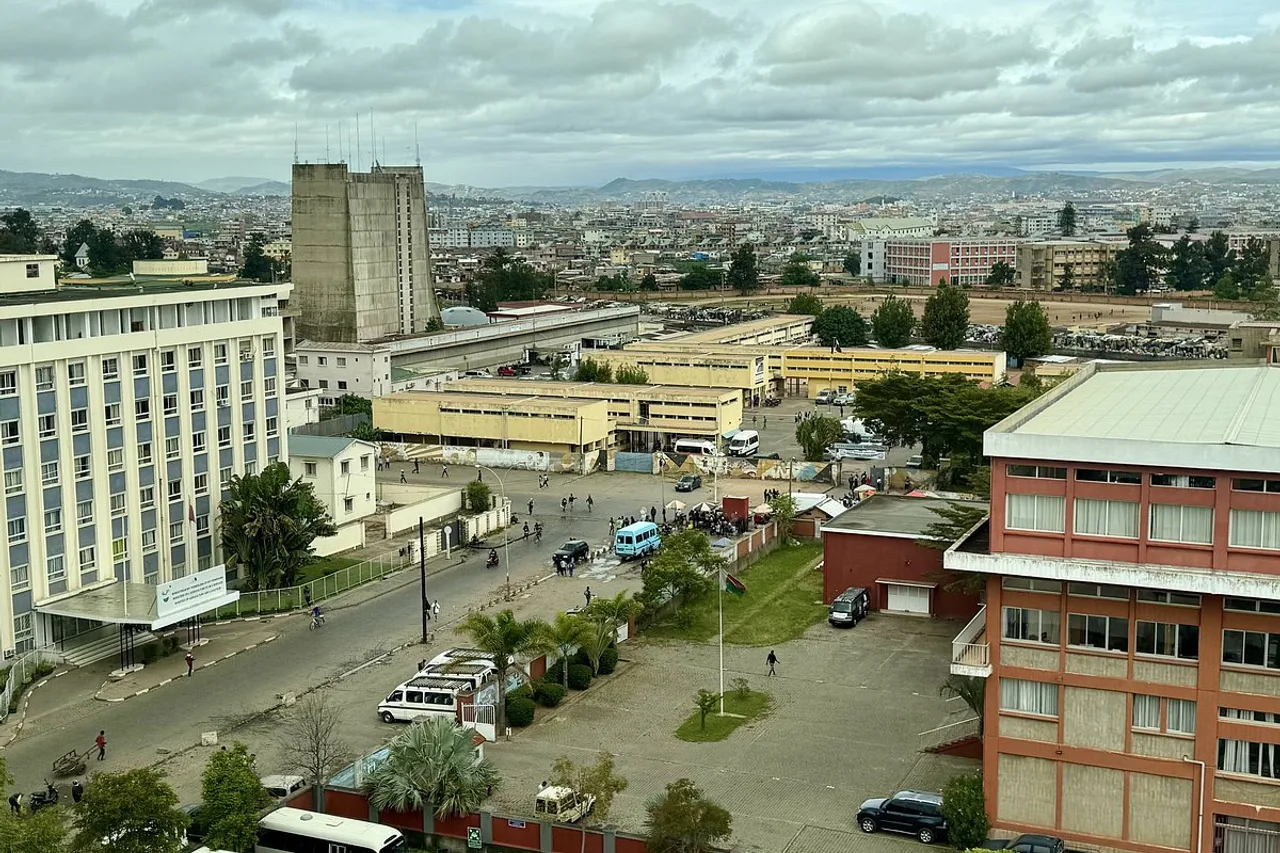 Carlton Madagascar — rooms and atmosphere