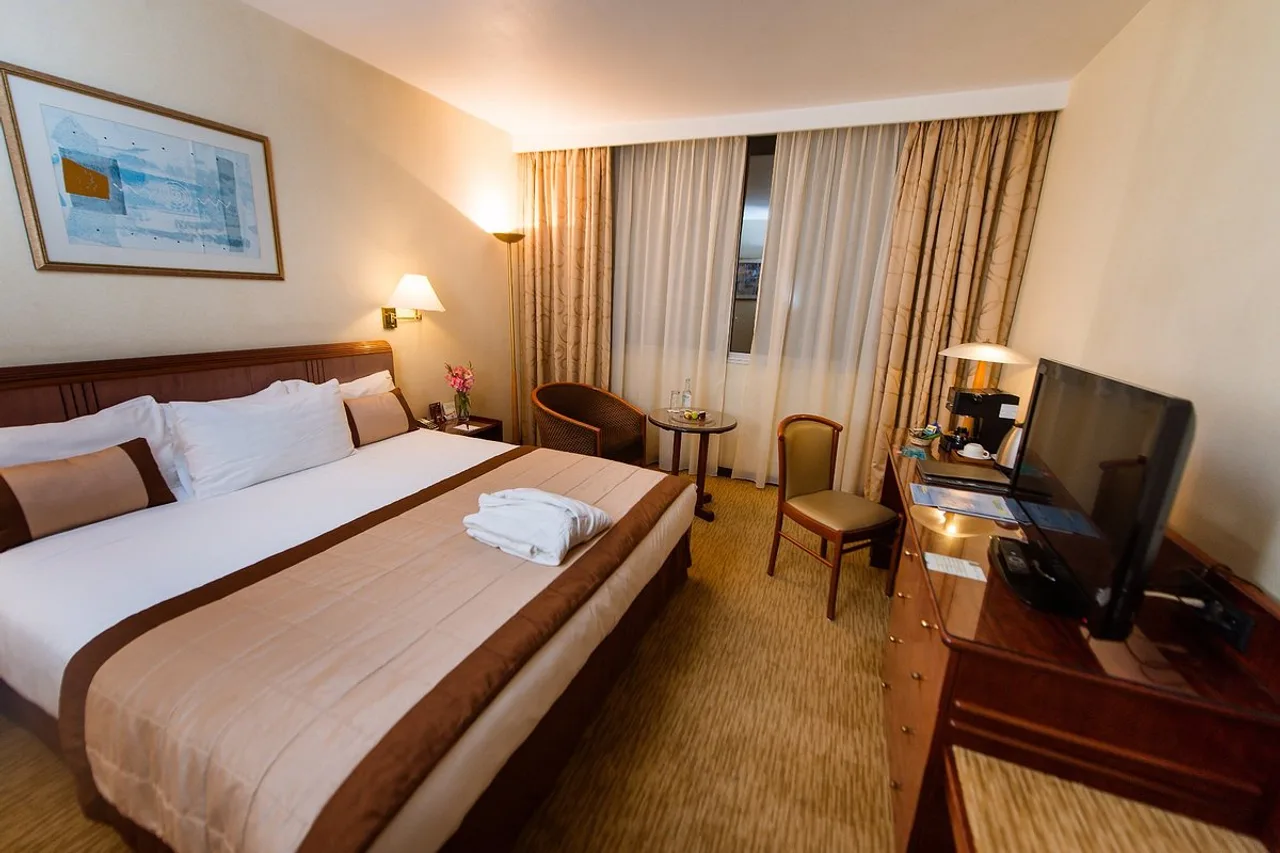 Carlton Madagascar — rooms and atmosphere