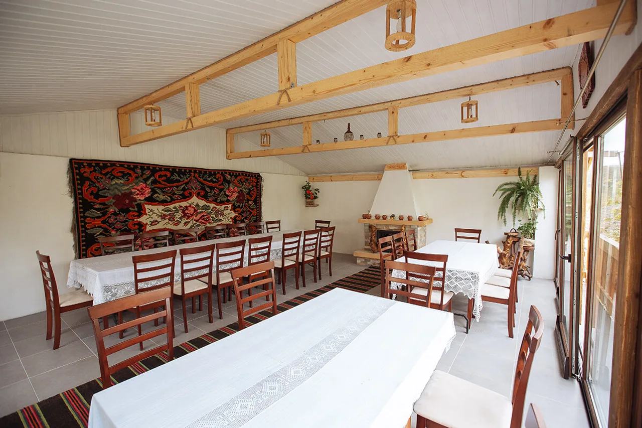 Casa de Sub Stinca — ภาพห้องพักและบรรยากาศ