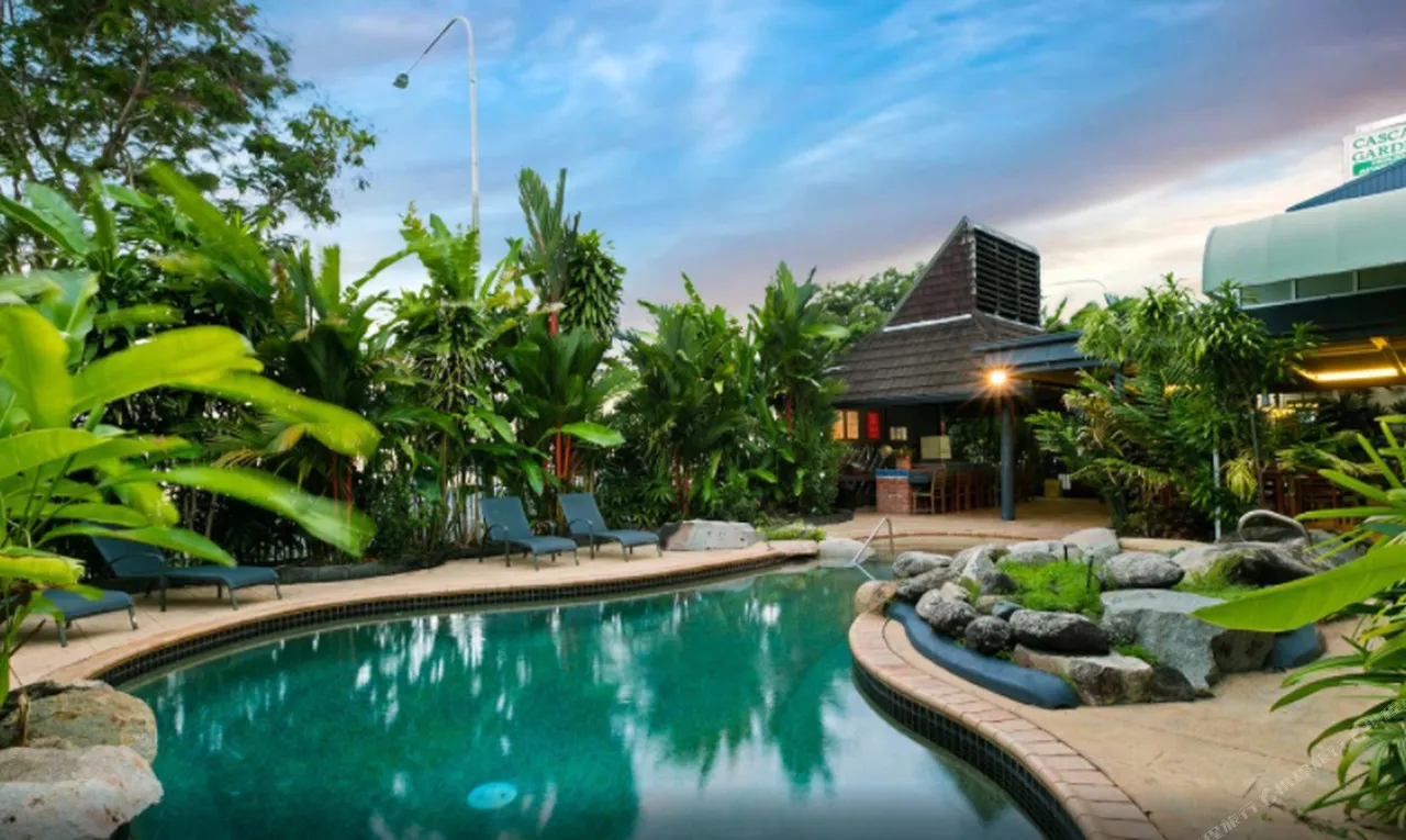 Cascade Gardens — rooms and atmosphere