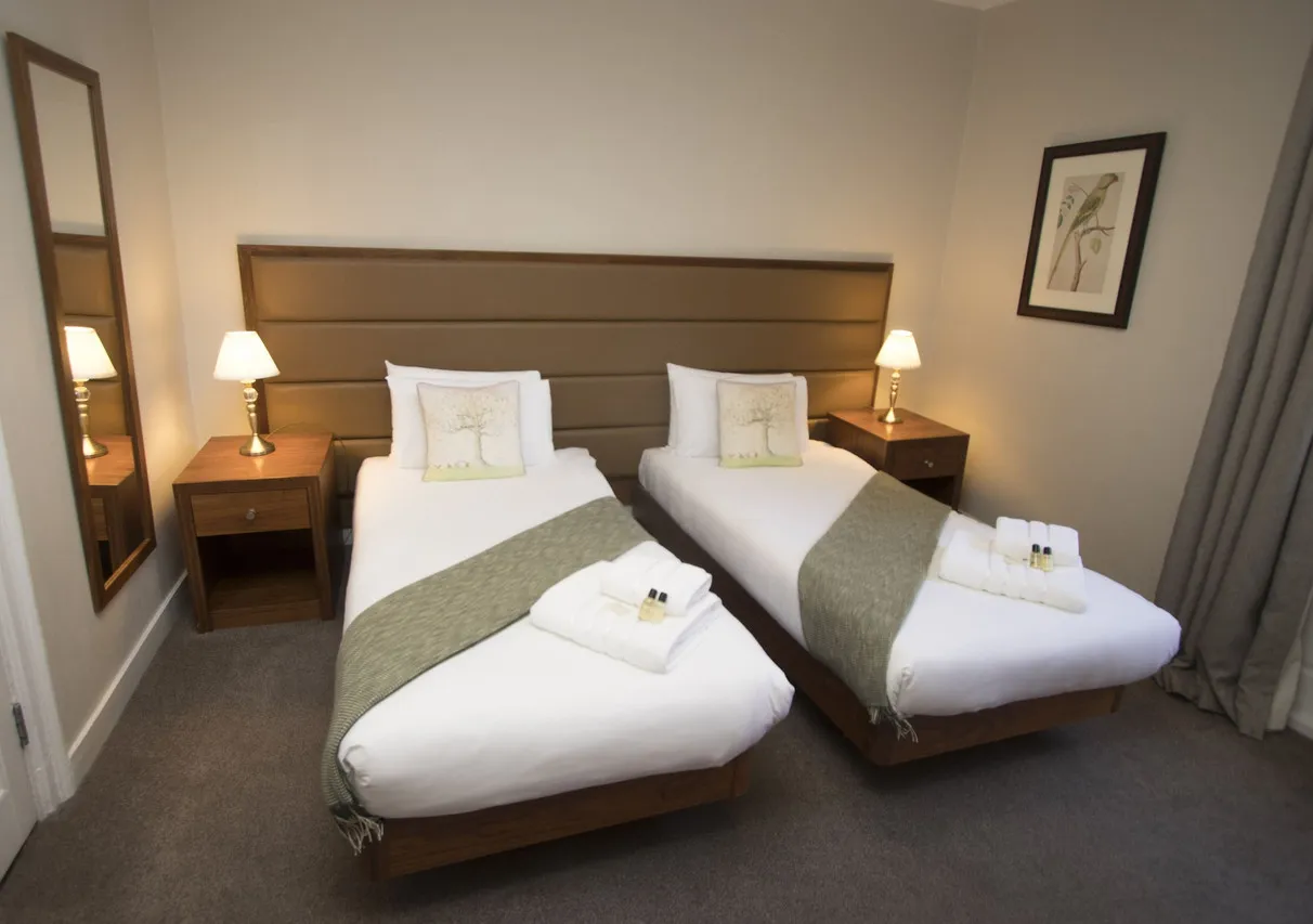 Cathedral Gate Hotel — ภาพห้องพักและบรรยากาศ