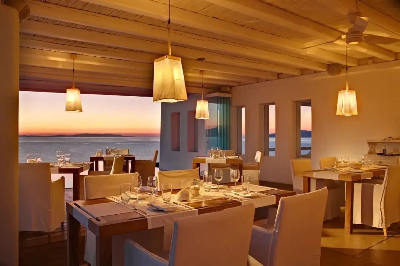Cavo Tagoo Mykonos — rooms and atmosphere