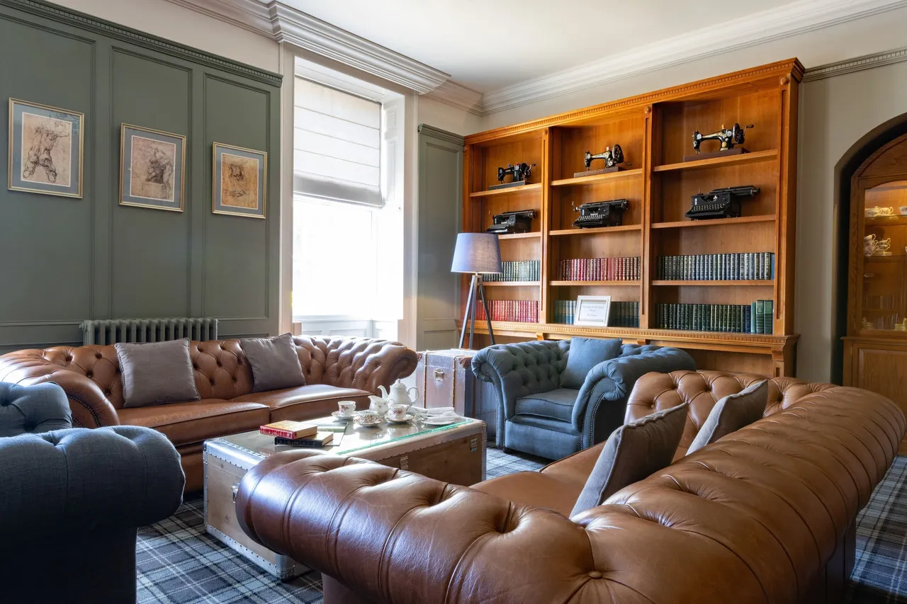 Celtic Royal Hotel Caernarfon — rooms and atmosphere
