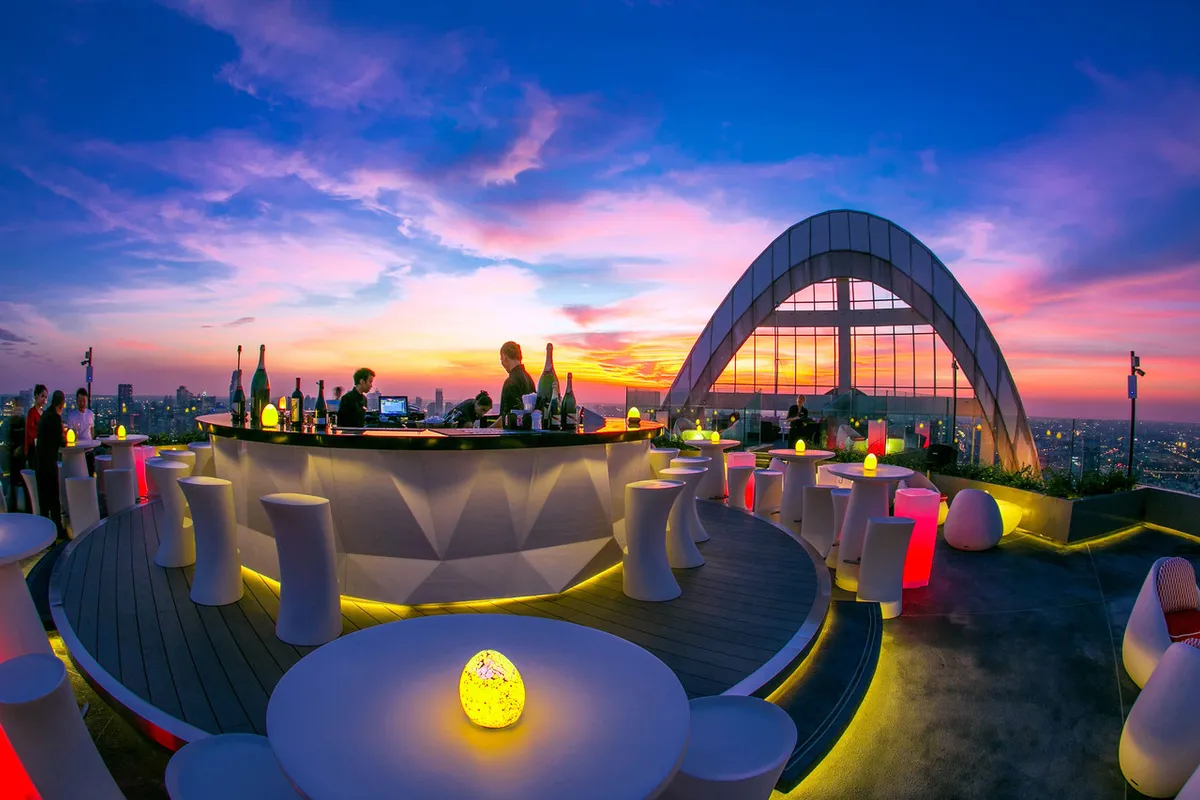 Centara Grand at CentralWorld — rooms and atmosphere