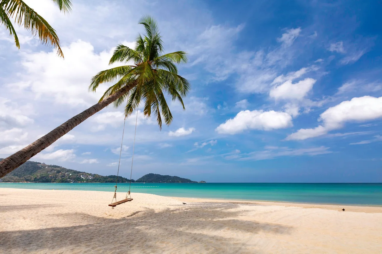 Centara Grand Beach Resort Phuket — rooms and atmosphere