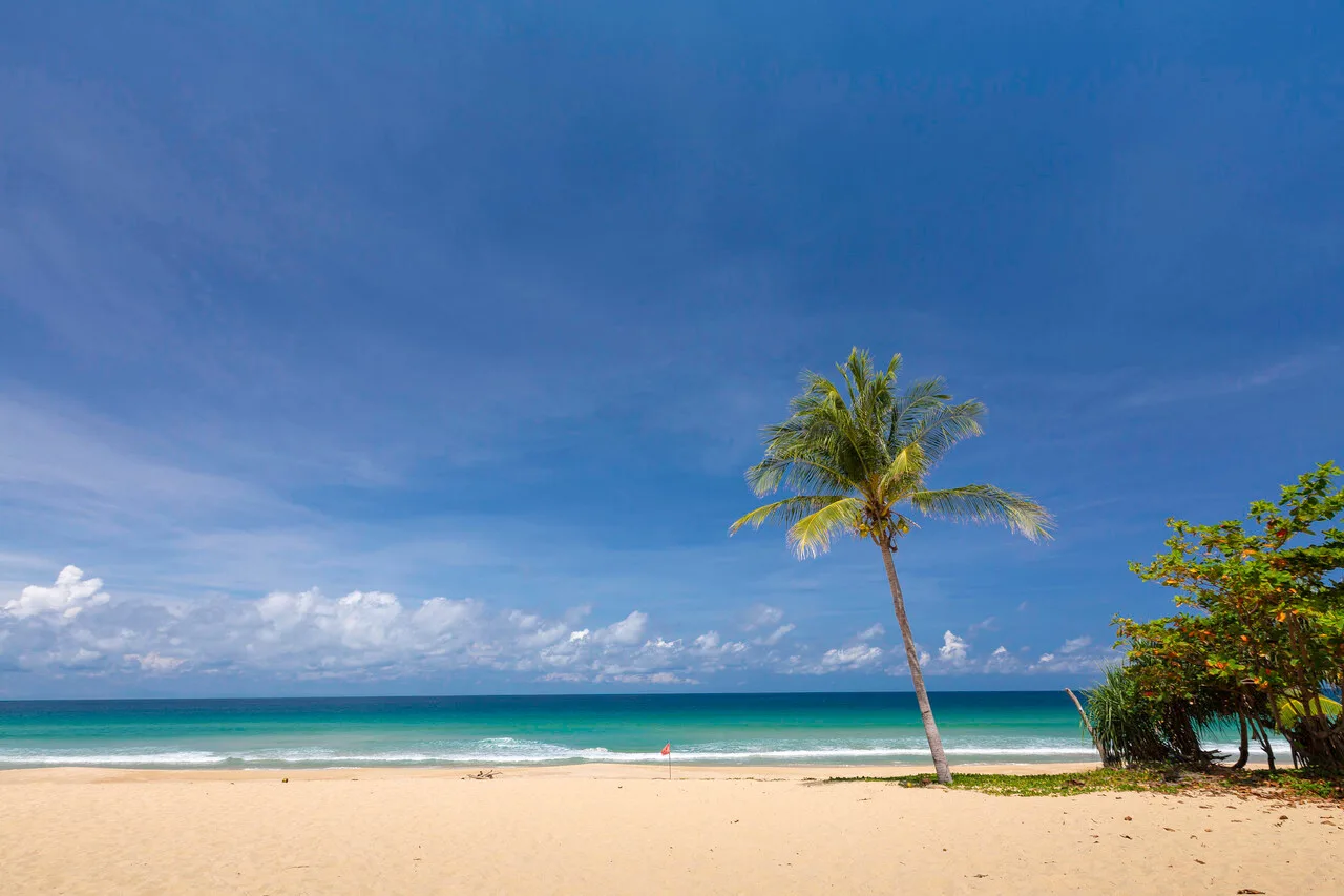 Centara Grand Beach Resort Phuket — rooms and atmosphere