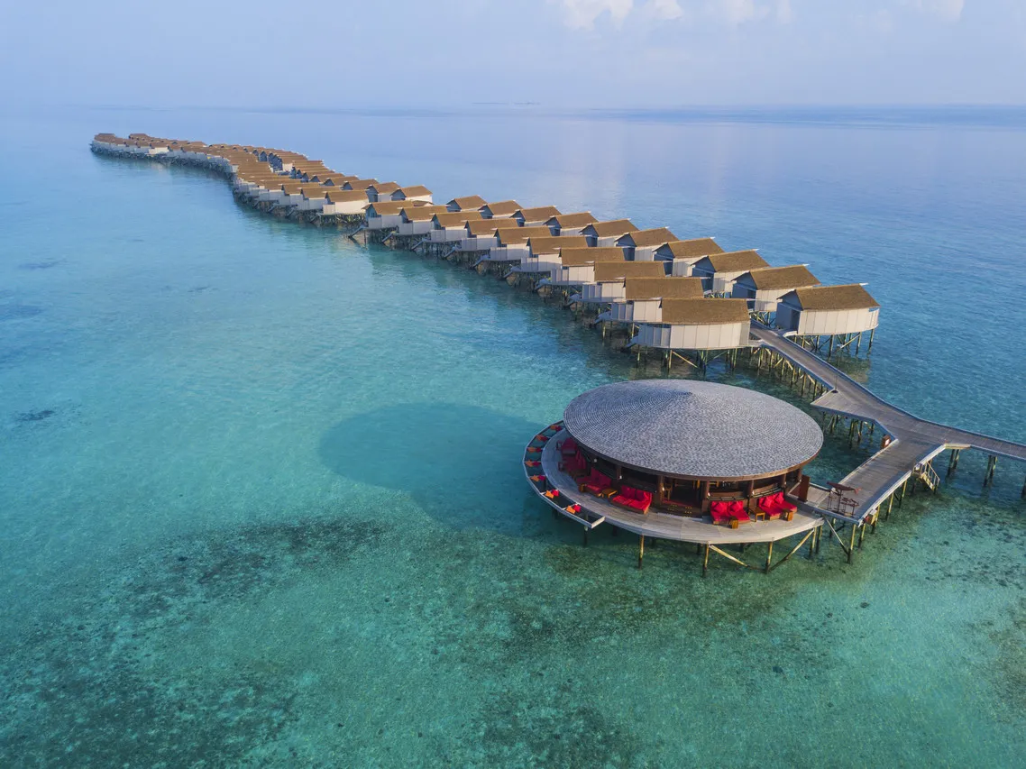 Centara Ras Fushi Resort & Spa Maldives — rooms and atmosphere