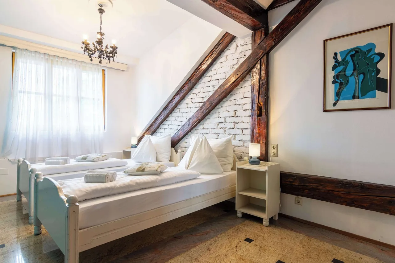 Centro Hotel Strasser — rooms and atmosphere