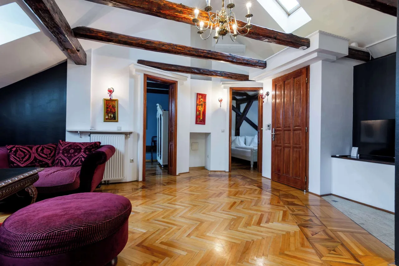 Centro Hotel Strasser — rooms and atmosphere