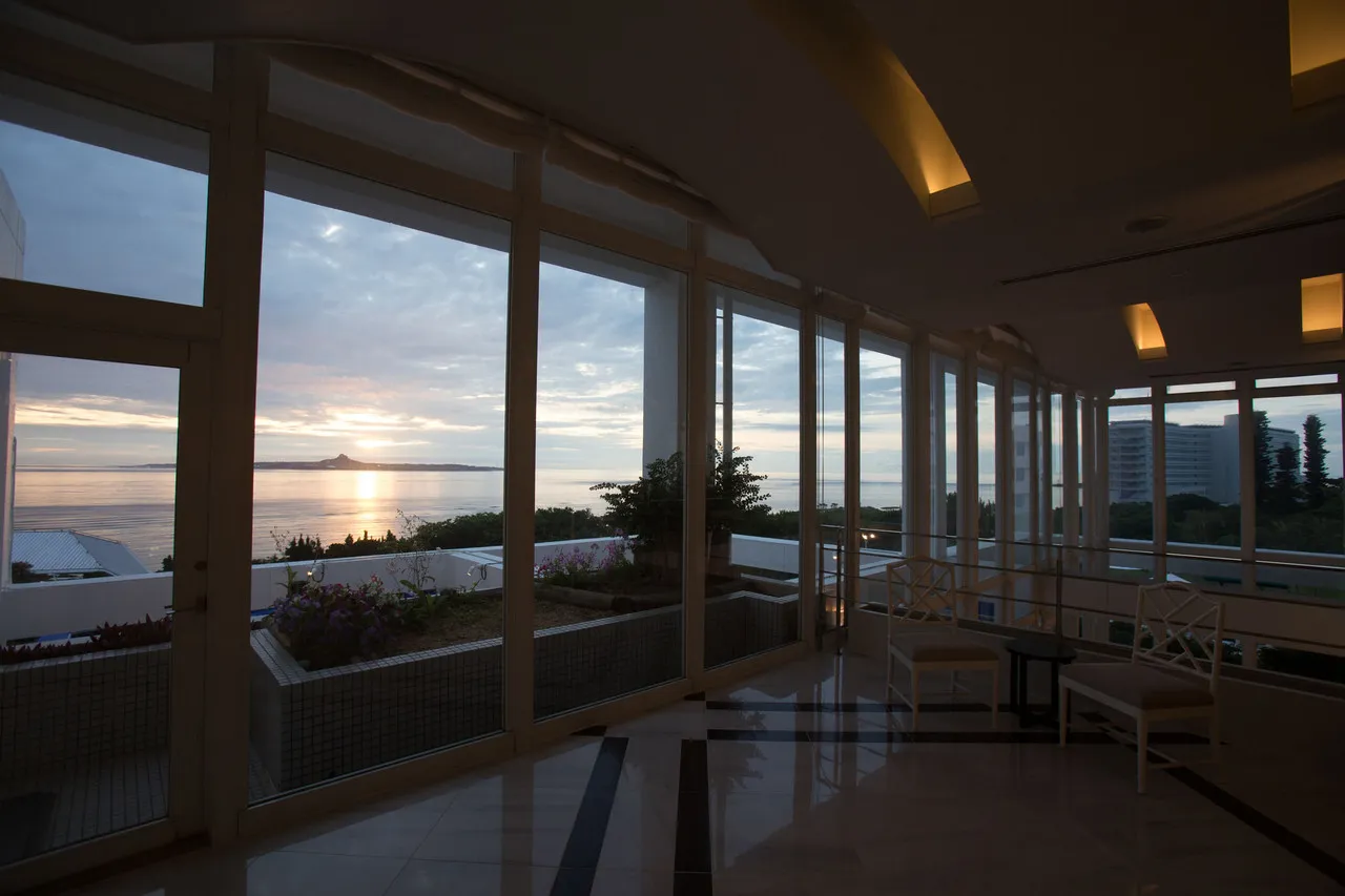 Centurion Hotel Okinawa Churaumi — rooms and atmosphere