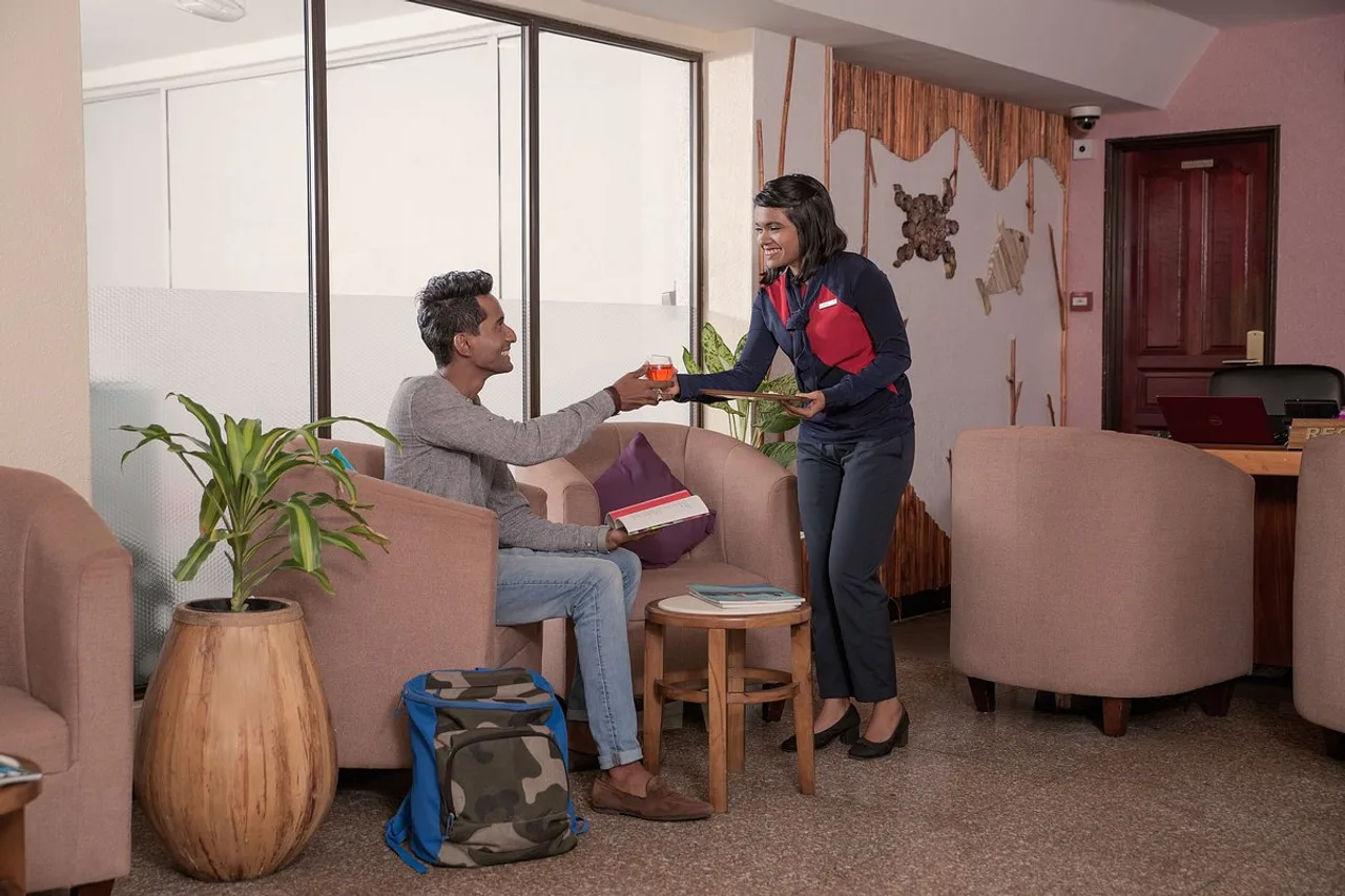 Champa Central Hotel — rooms and atmosphere