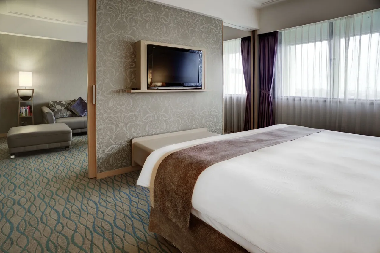 Chateau de Chine Hotel Hualien — rooms and atmosphere