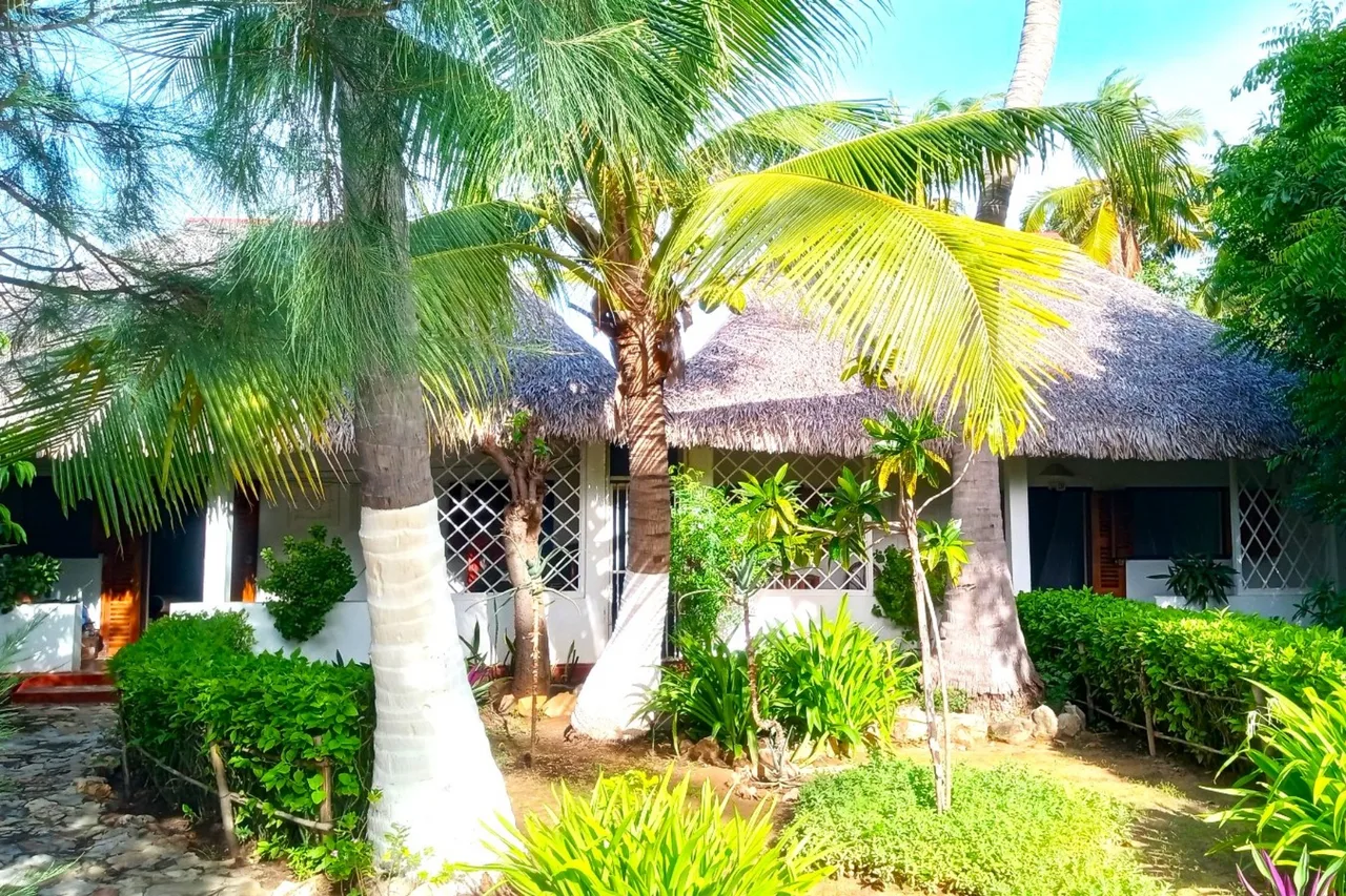 Chez Maggie Hotel & Restaurant — ภาพห้องพักและบรรยากาศ