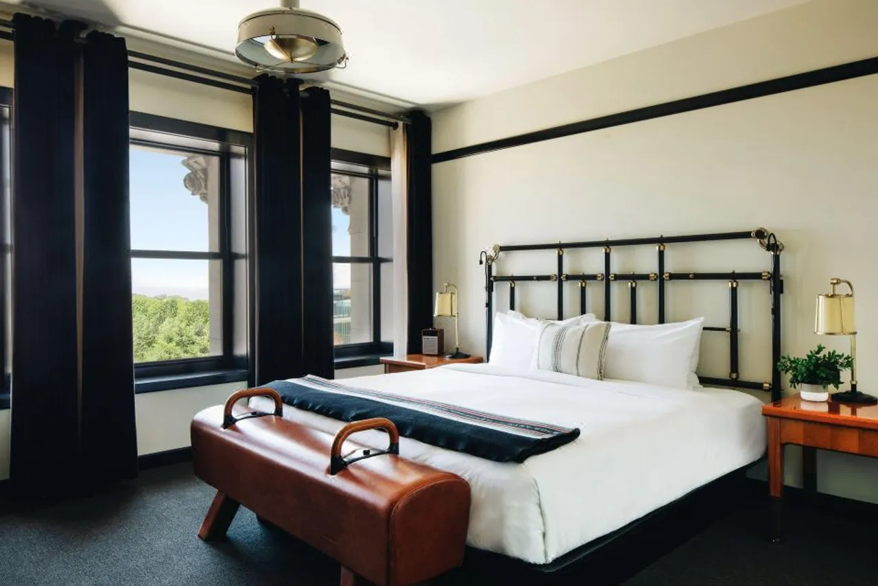 Chicago Athletic Association — rooms and atmosphere
