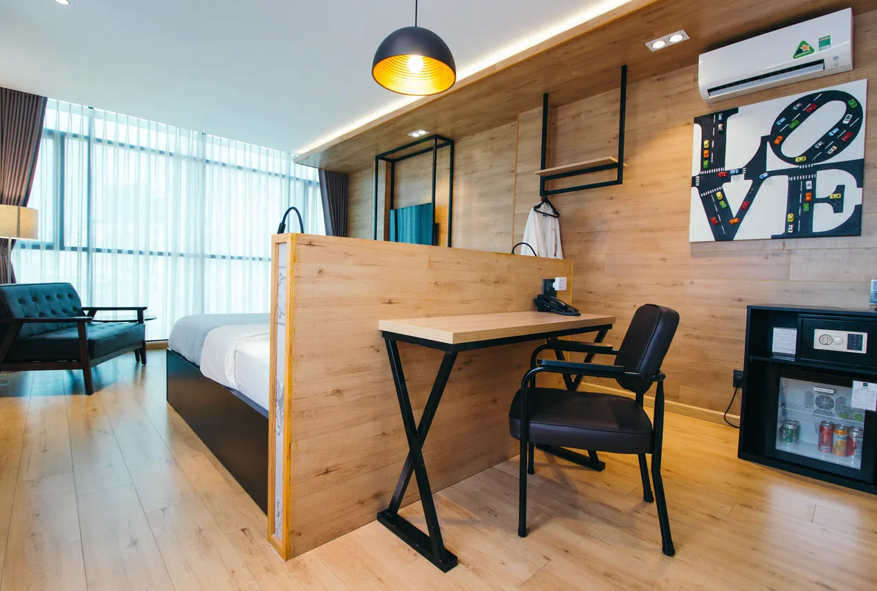Chotel Pham Ngu Lao — rooms and atmosphere