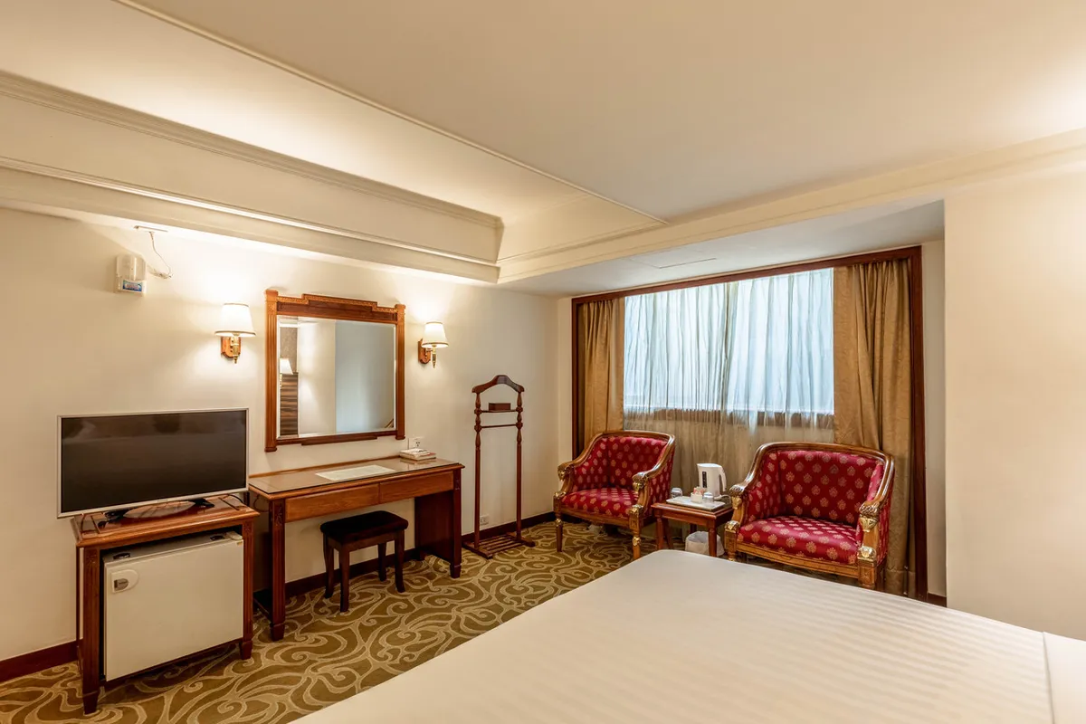 Chyuan Du Spring Resort — rooms and atmosphere