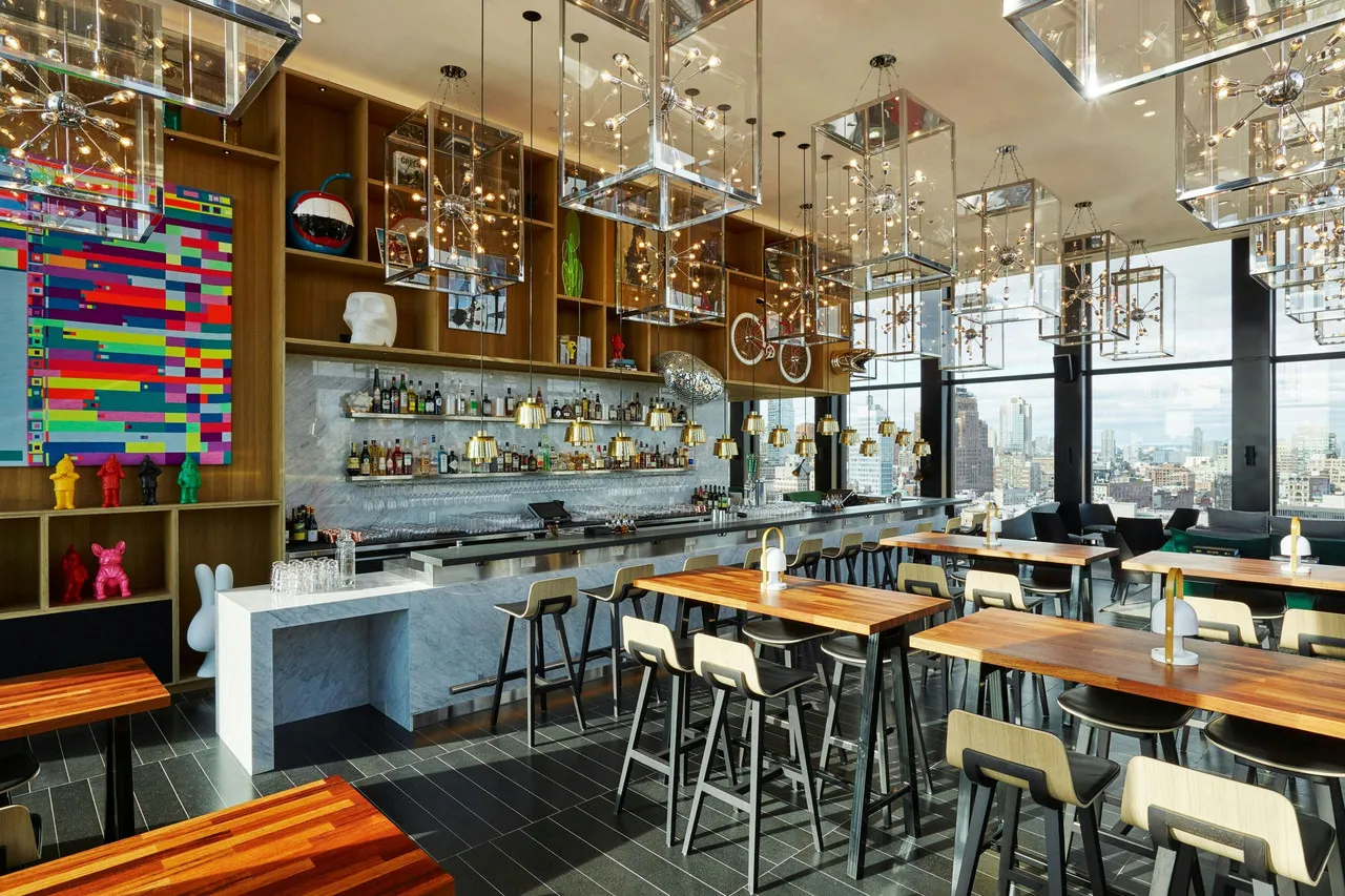 citizenM New York Bowery — rooms and atmosphere